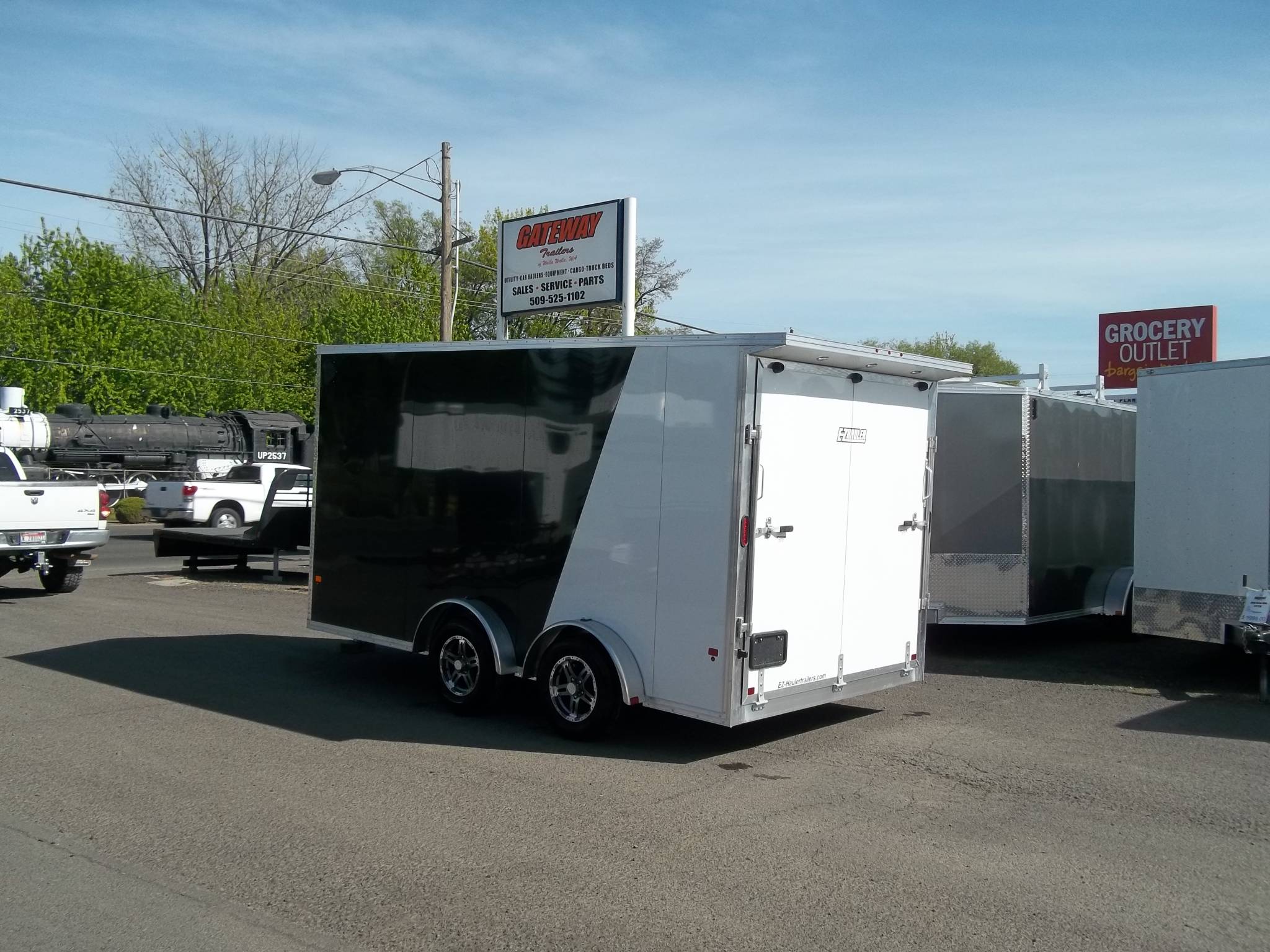 100_4702 Gateway Trailers of Hermiston