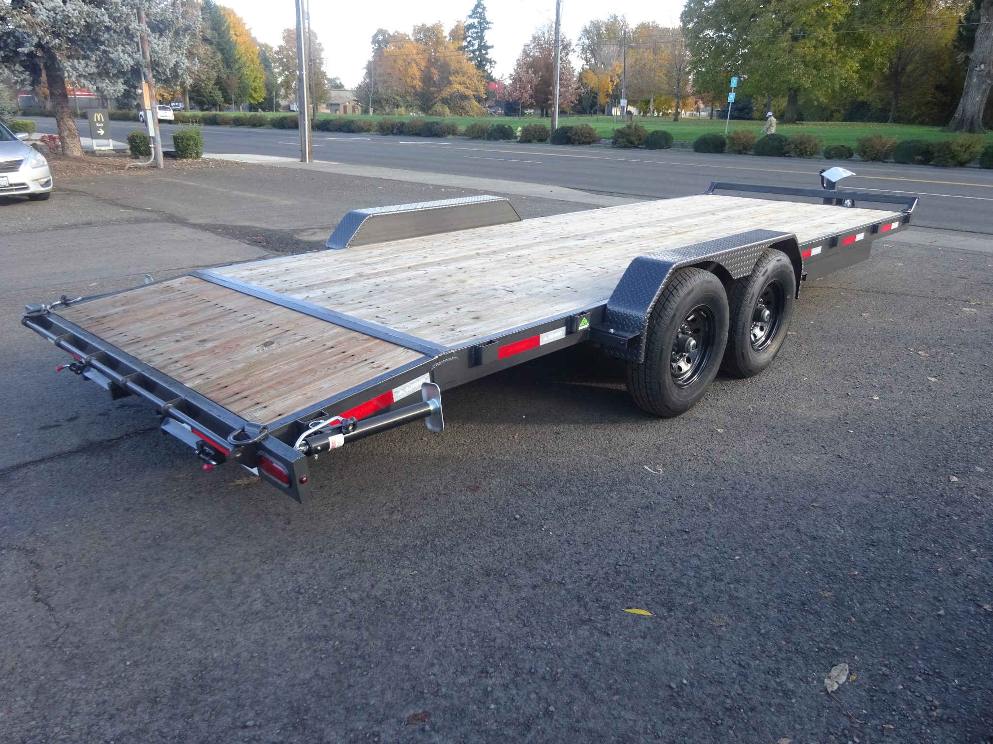 2024 Summit 7’x22′ Cascade Equipment Trailer *** 2′ DOVETAIL