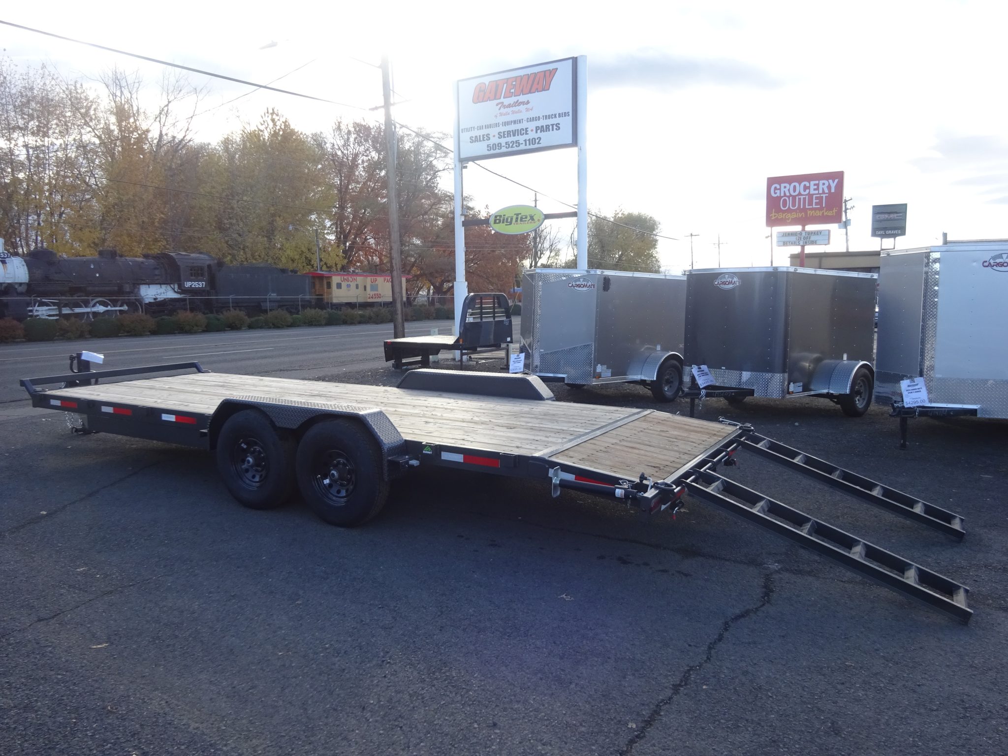2024 Summit 7’x22′ Cascade Equipment Trailer *** 2′ DOVETAIL
