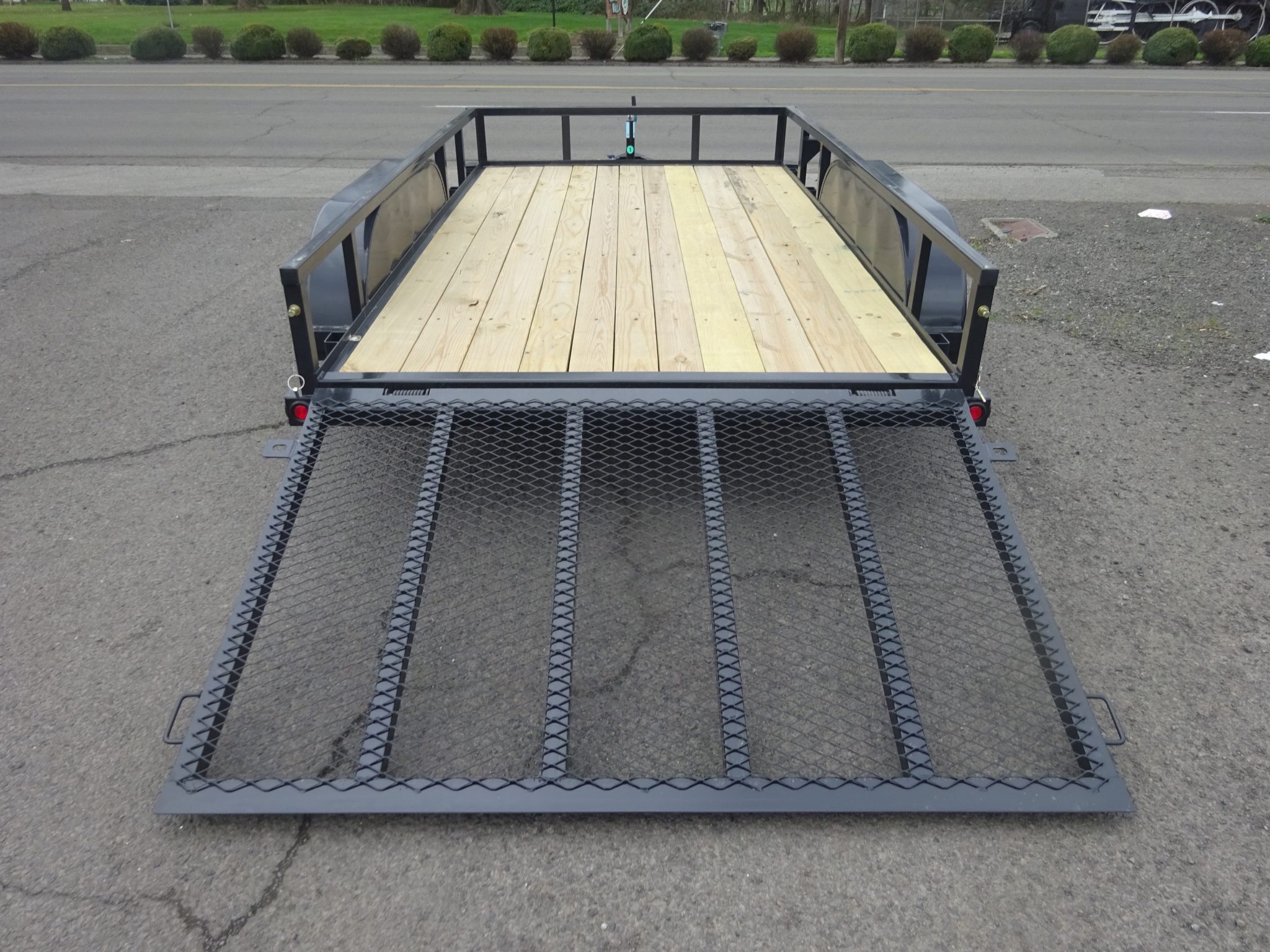 2027 Big Tex 77"x12' 60PI Utility Trailer *** 48" DROP DOWN RAMP *** - Image 4