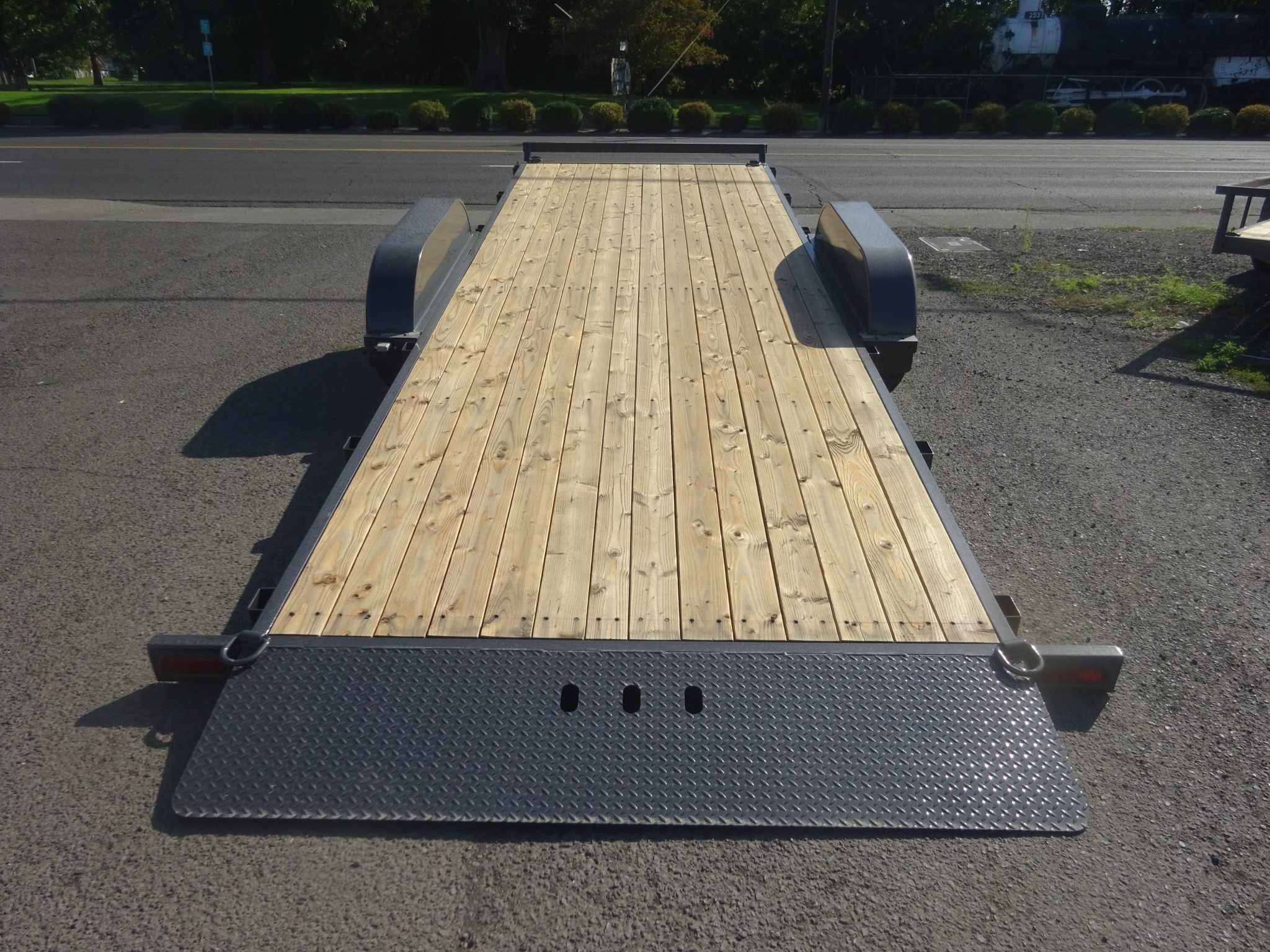 2026 Summit 7’x20′ Cascade Tilt Trailer *** FULL WEDGE APPROACH RAMP *** - Image 6