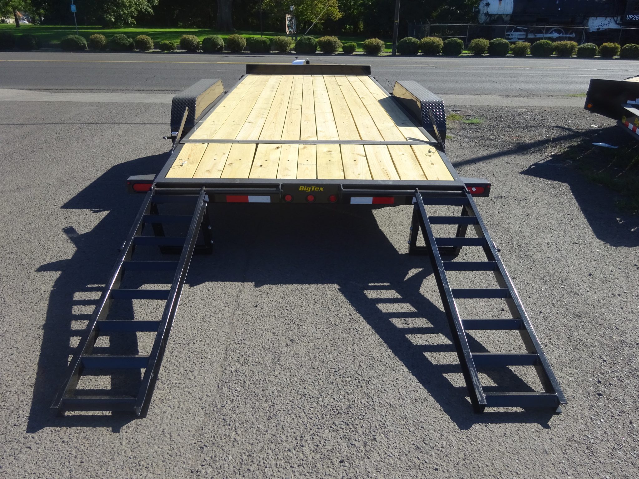 2026 Big Tex 83"x20' 14EB Equipment Trailer *** 5' FOLD DOWN RAMPS *** - Image 5