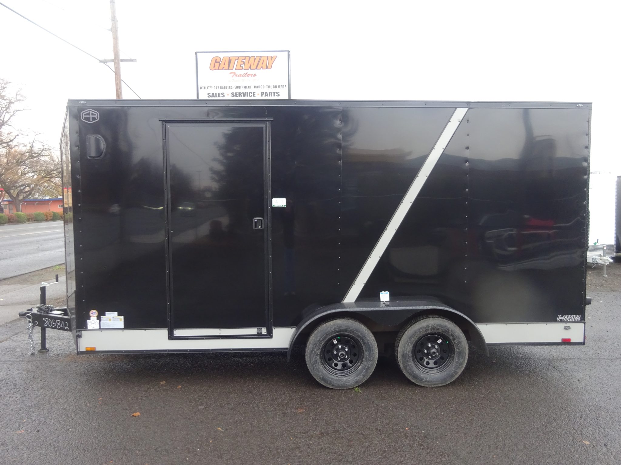 2026 Cargo Mate 7’x16′ E-Series Enclosed Trailers *** 6″ EXTRA HEIGHT ***