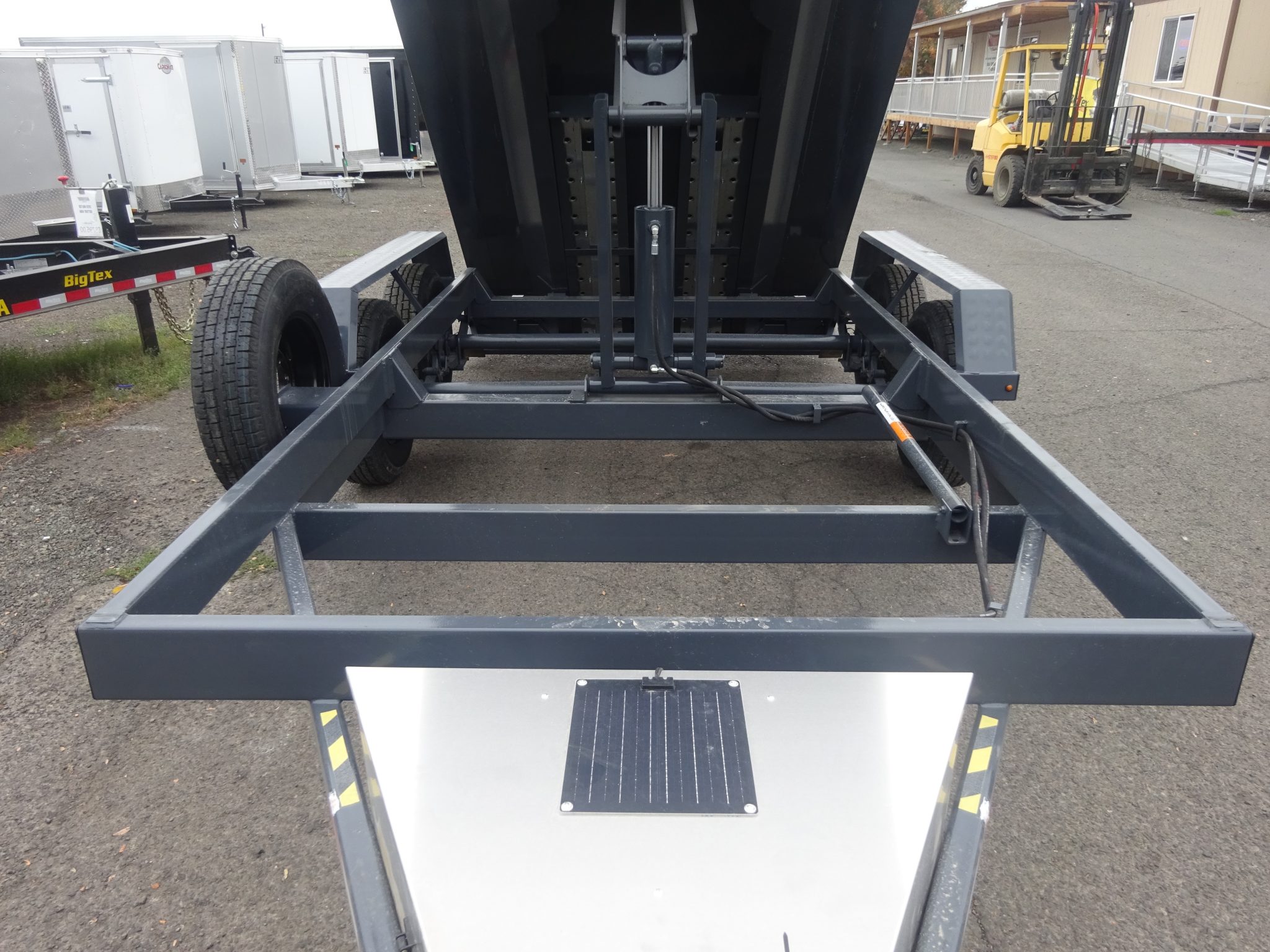 2026 Southland 7’x14′ SL Dump Trailer *** TARP, RAMPS, SPARE INCLUDED *** - Image 9
