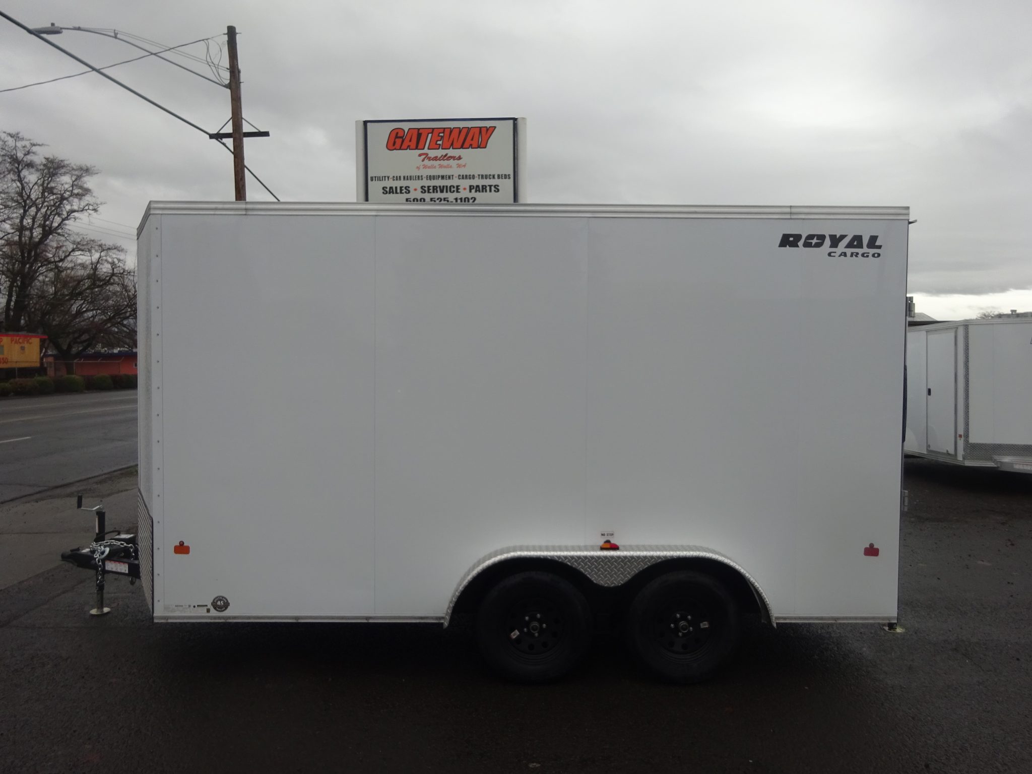 2026 Royal Cargo 7.5’x14’+2′ Enclosed Trailer *** 6″ XTRA HEIGHT ***