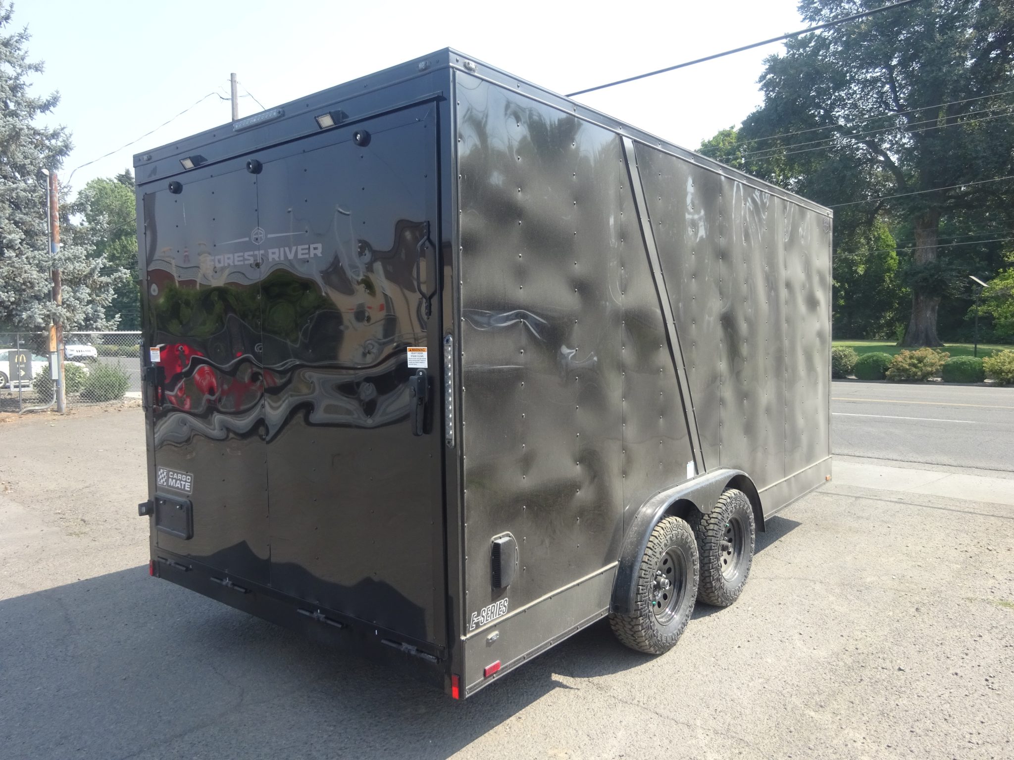 2026 Cargo Mate 8’x16′ E-Series Enclosed Trailers *** 12″ EXTRA HEIGHT *** - Image 4