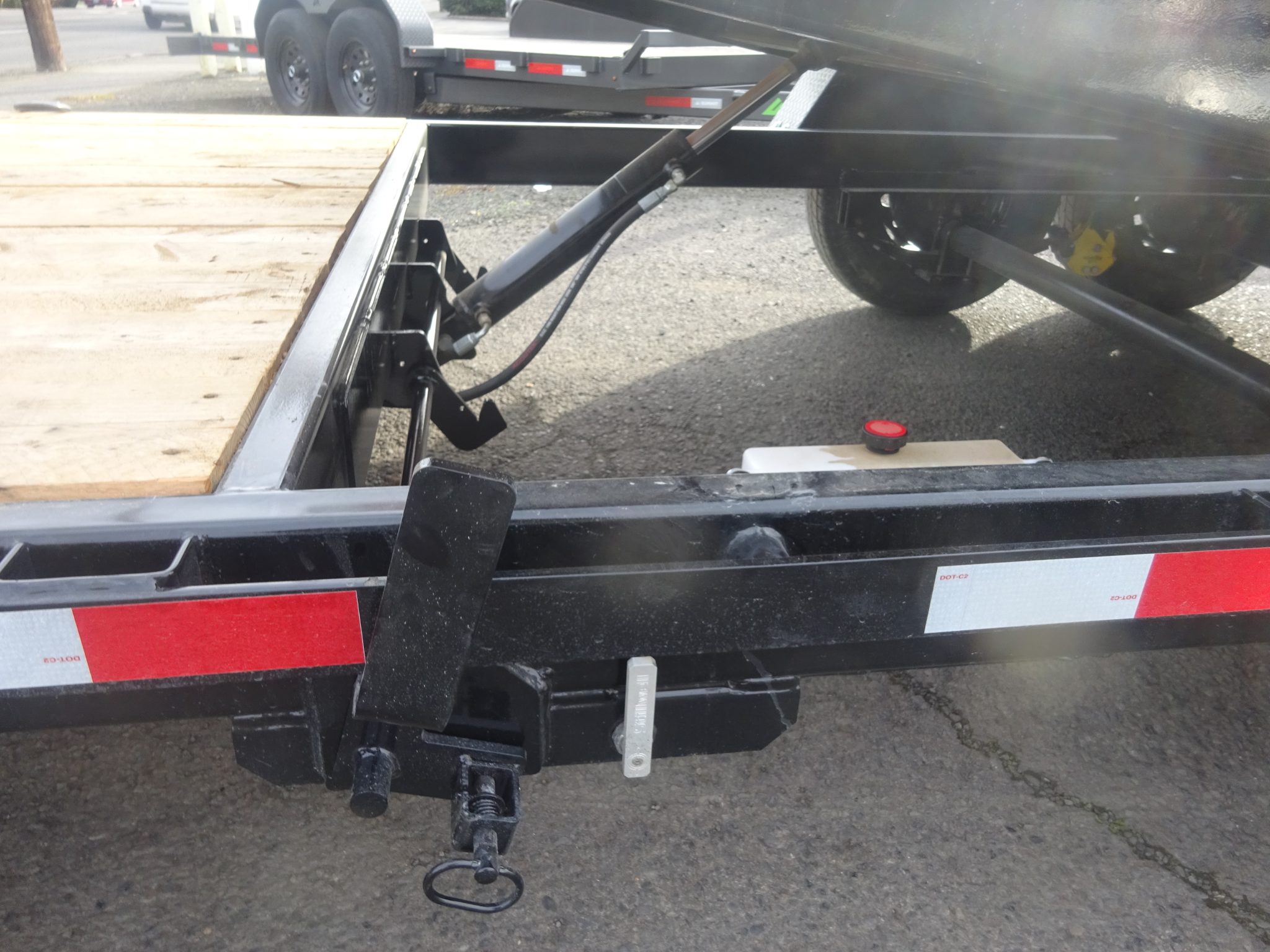 2026 Southland 82″x20′ Split Tilt Trailer *** GVWR 15,400 LBS *** - Image 8