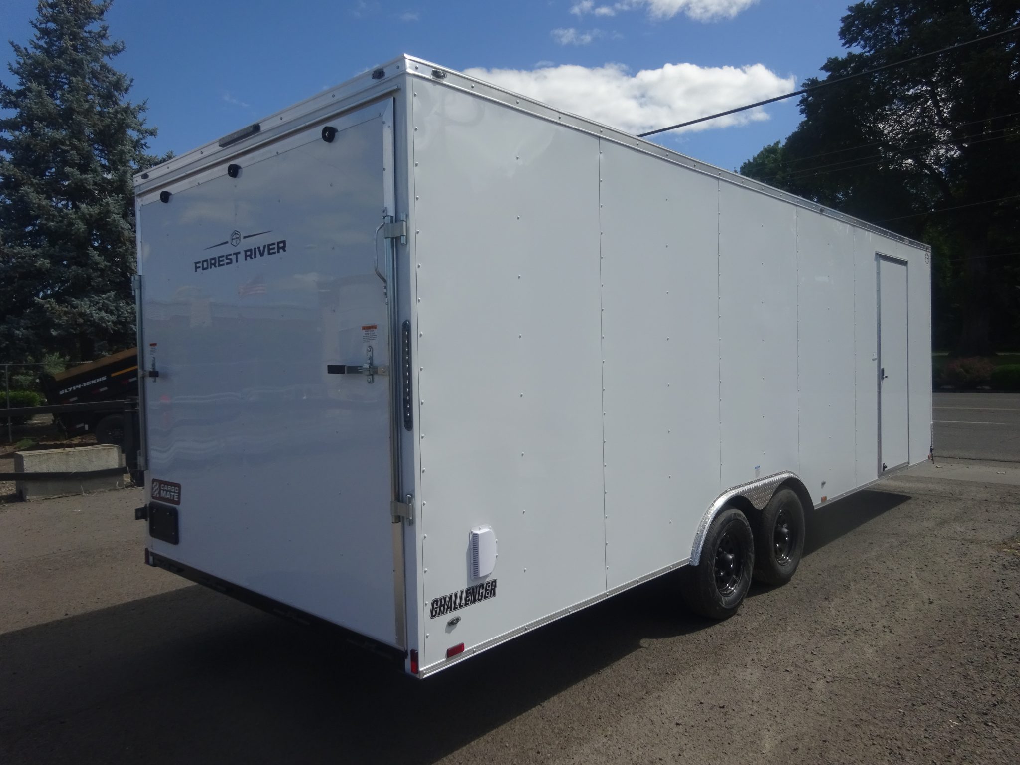 2027 Cargo Mate 8.5'x24' Challenger Enclosed Trailer *** 6" XTRA HEIGHT *** - Image 4