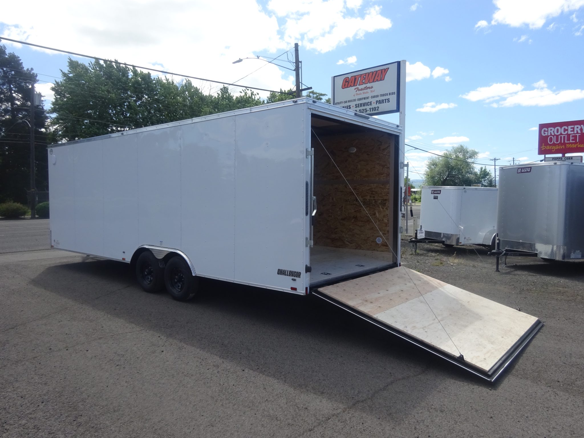 2027 Cargo Mate 8.5'x24' Challenger Enclosed Trailer *** 6" XTRA HEIGHT *** - Image 7