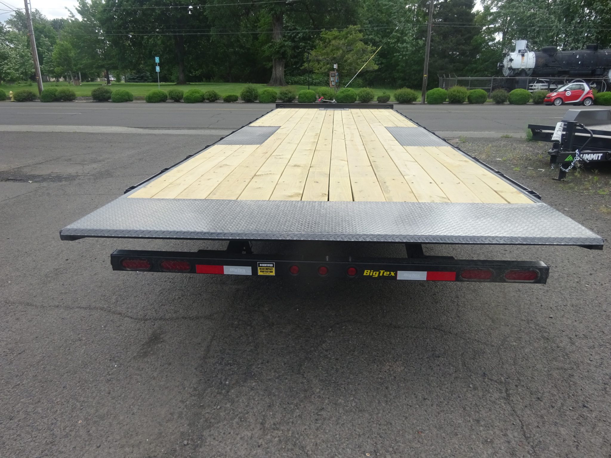 2026 Big Tex 102″x26′ 16OT Deck Over Power Tilt *** OIL BATH HUBS *** - Image 5