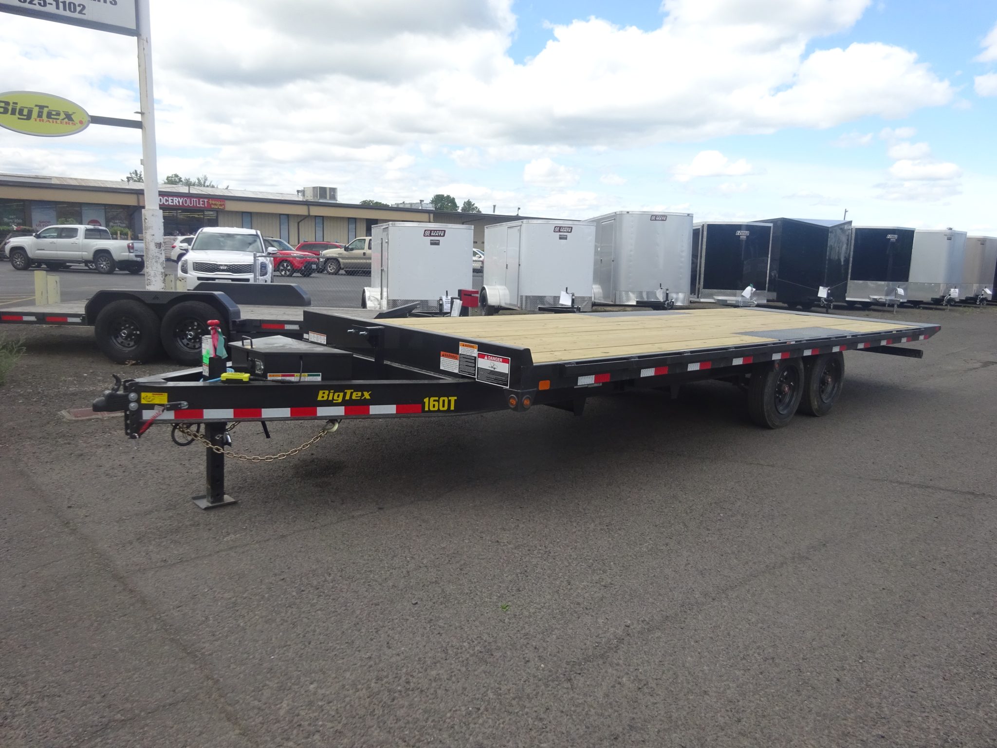 2026 Big Tex 102"x24' 16OT Deck Over Power Tilt *** OIL BATH HUBS *** - Image 2