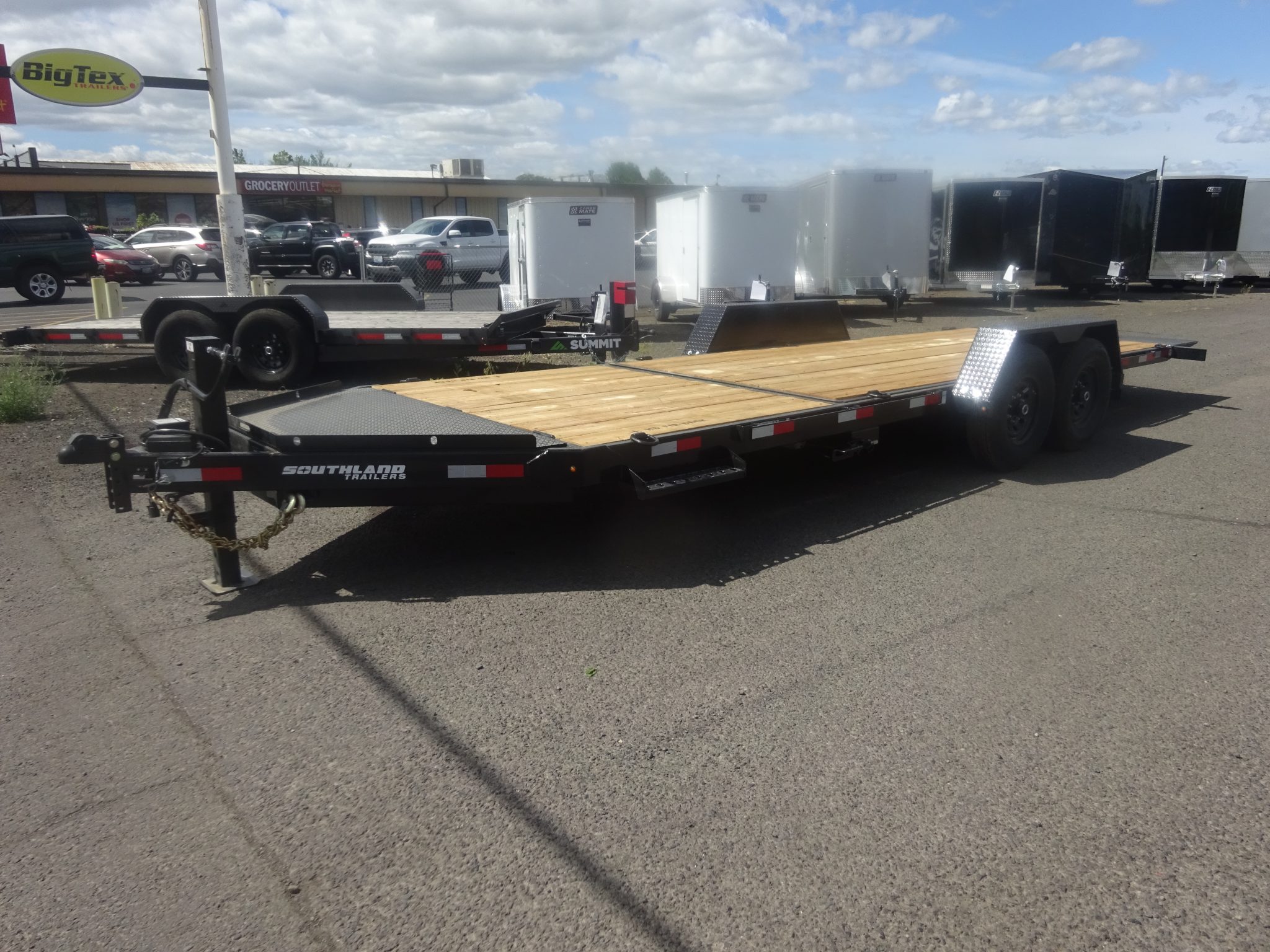 2026 Southland 82″x22′ Split Tilt Trailer *** GVWR 15,400 LBS *** - Image 2