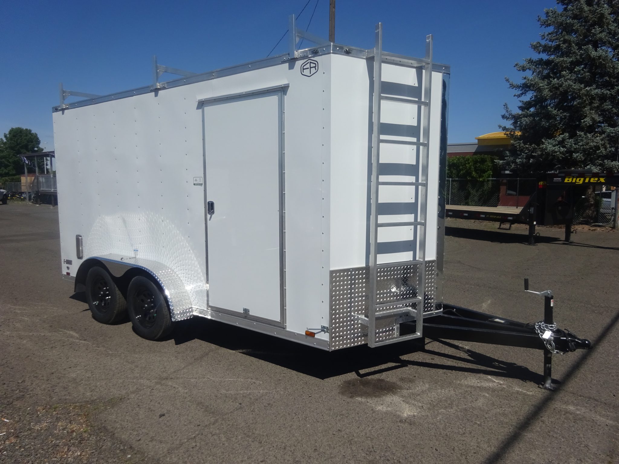 2026 Cargo Mate 7'x14' Contractors Trailer *** ALUMINUM LADDER & RACKS *** - Image 3