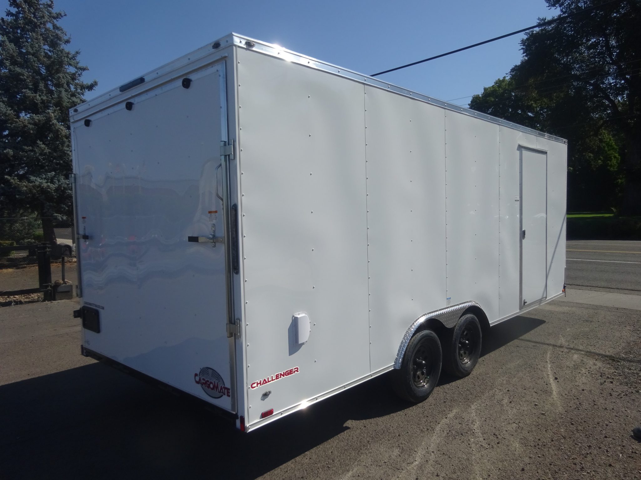 2027 Cargo Mate 8.5'x20' Challenger Enclosed Trailer *** 6" XTRA HEIGHT *** - Image 4