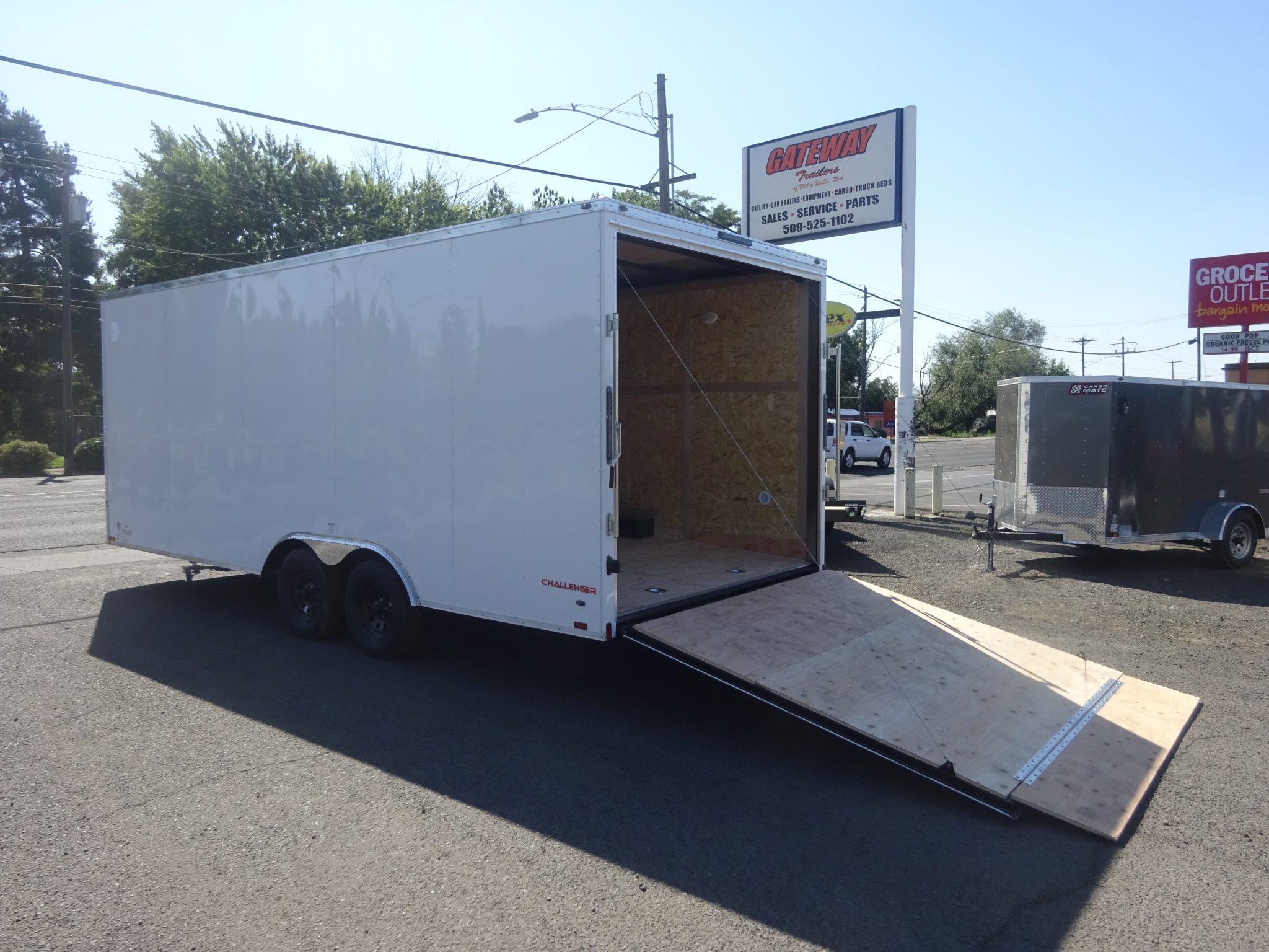 2027 Cargo Mate 8.5'x20' Challenger Enclosed Trailer *** 6" XTRA HEIGHT *** - Image 7