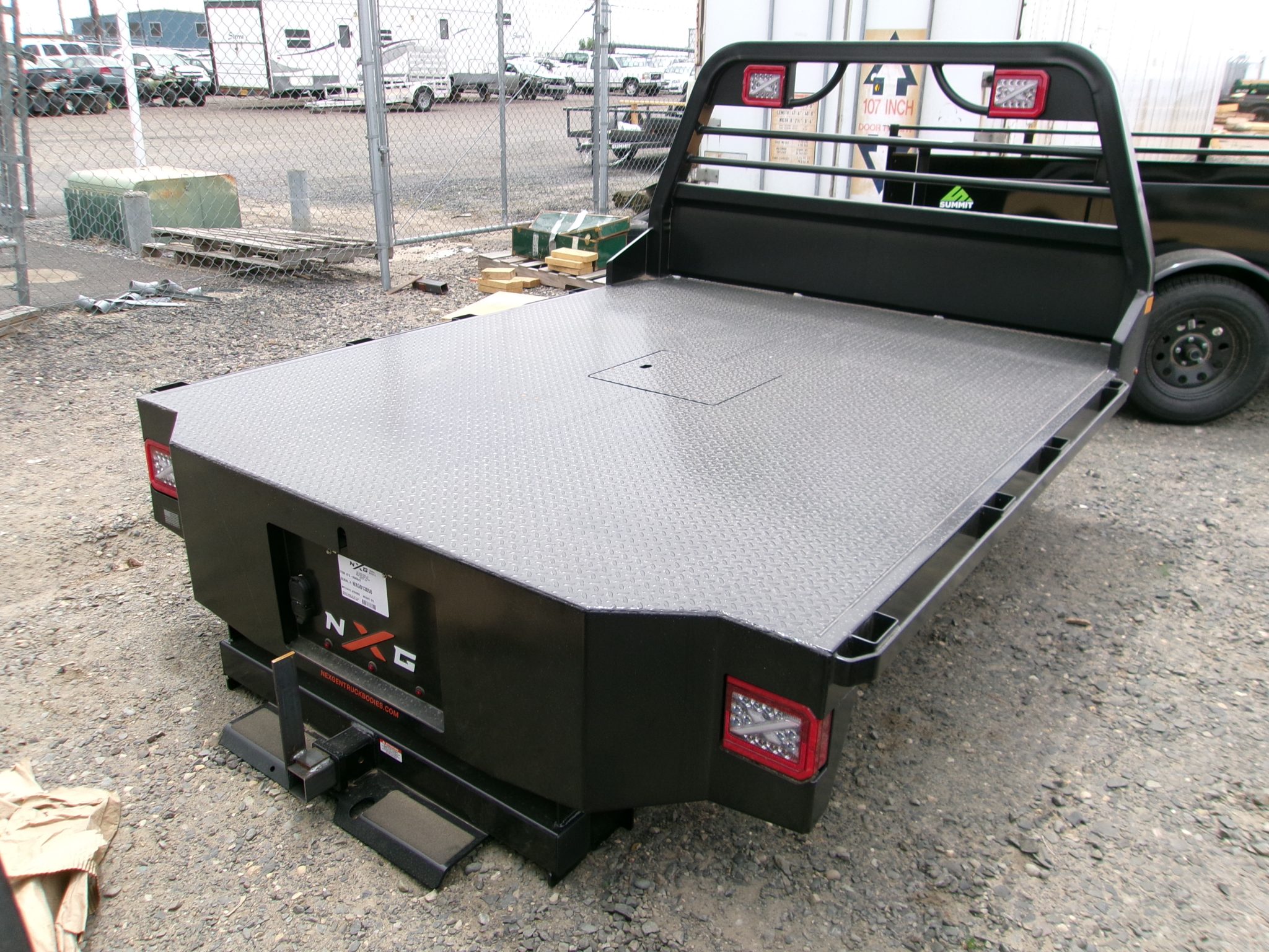 2026 8'6"x84" NXG Truck Bed ~42" Runner~