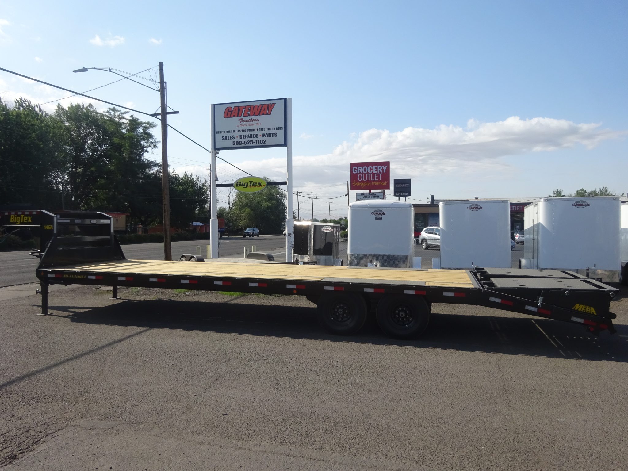 2027 Big Tex 102"x20'+5' 14GN Gooseneck Trailer *** WITH MEGA RAMPS ***