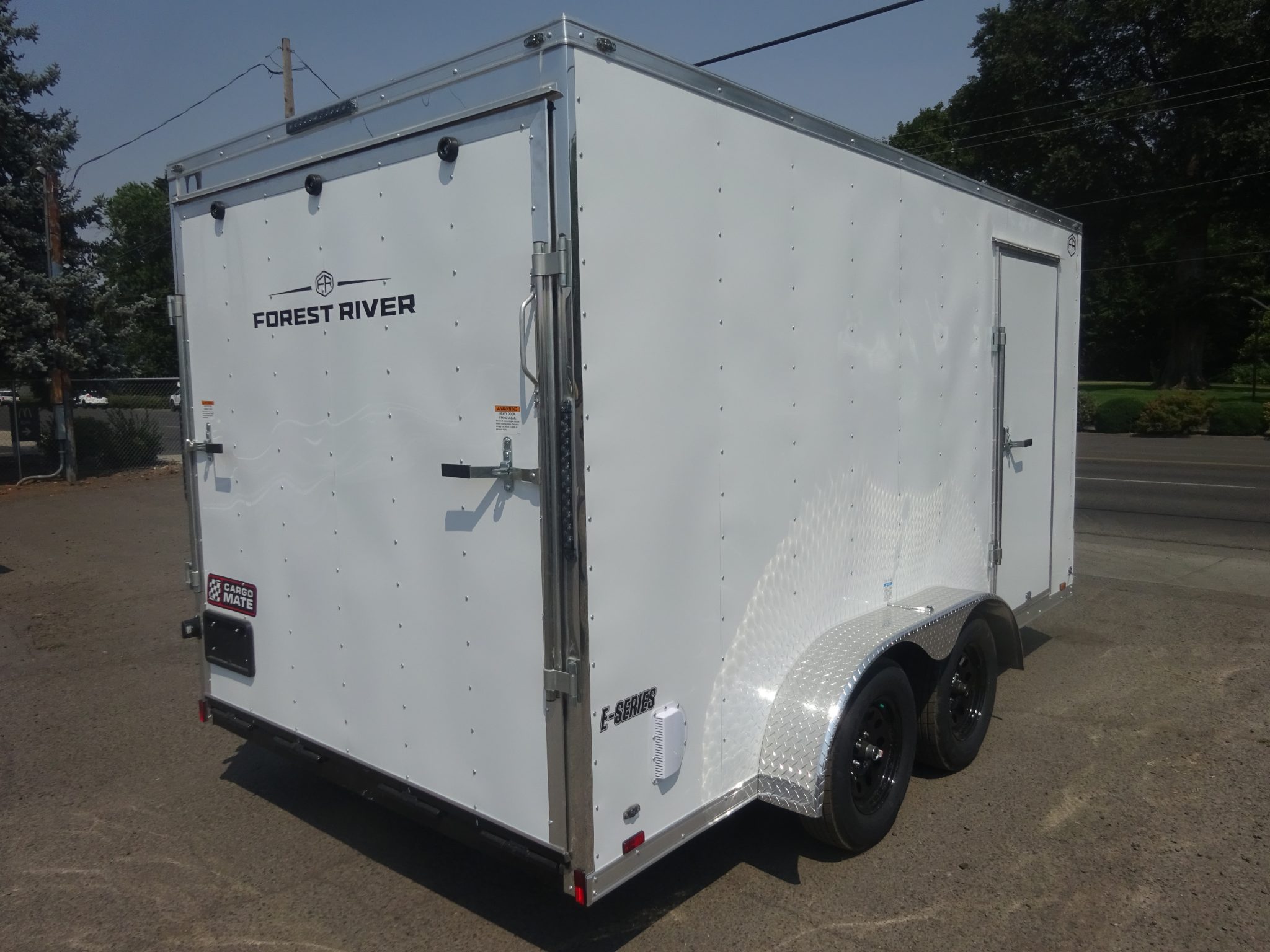 2027 Cargo Mate 7’x14′ E-Series Enclosed Trailers *** 6″ EXTRA HEIGHT *** - Image 4