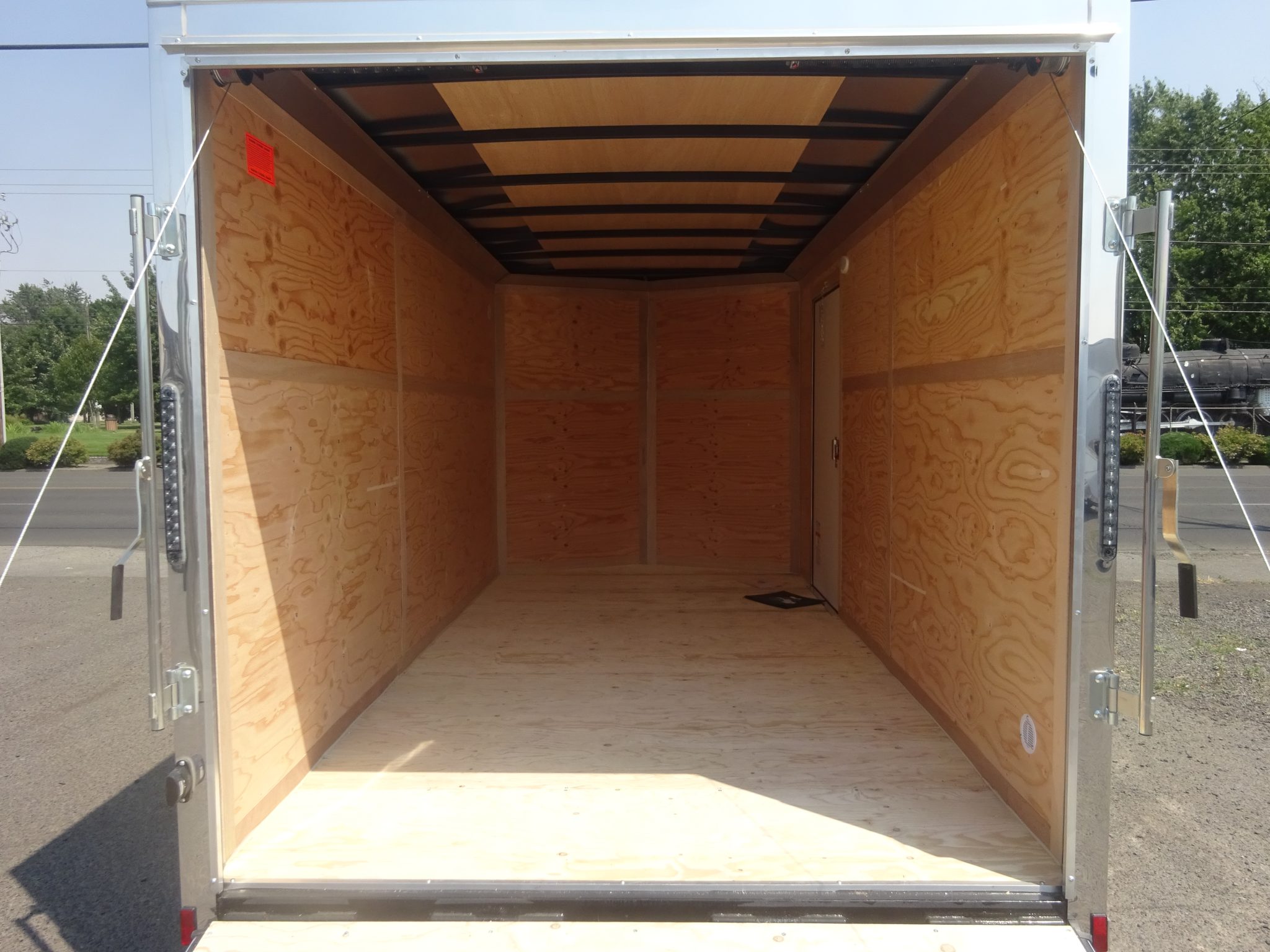 2027 Cargo Mate 7’x14′ E-Series Enclosed Trailers *** 6″ EXTRA HEIGHT *** - Image 6