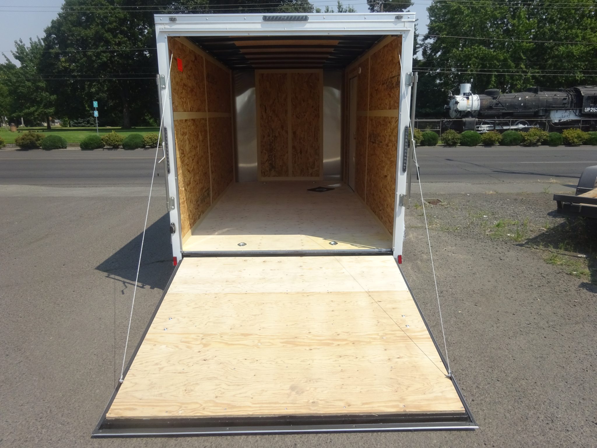 2027 Cargo King 7'x14' Lancer Enclosed Trailer *** SALE SALE SALE *** - Image 5