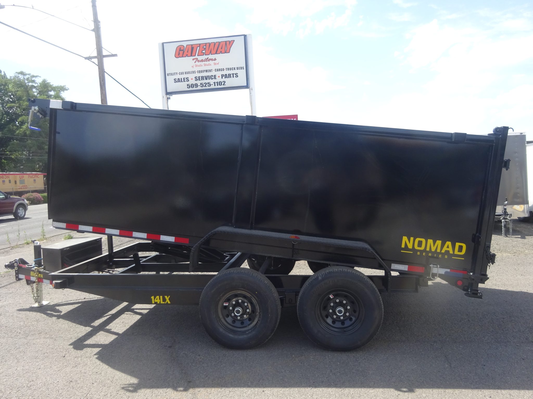 2027 Big Tex 83″x14′ 14LX Dump Trailer *** 4' SIDE WALLS ***