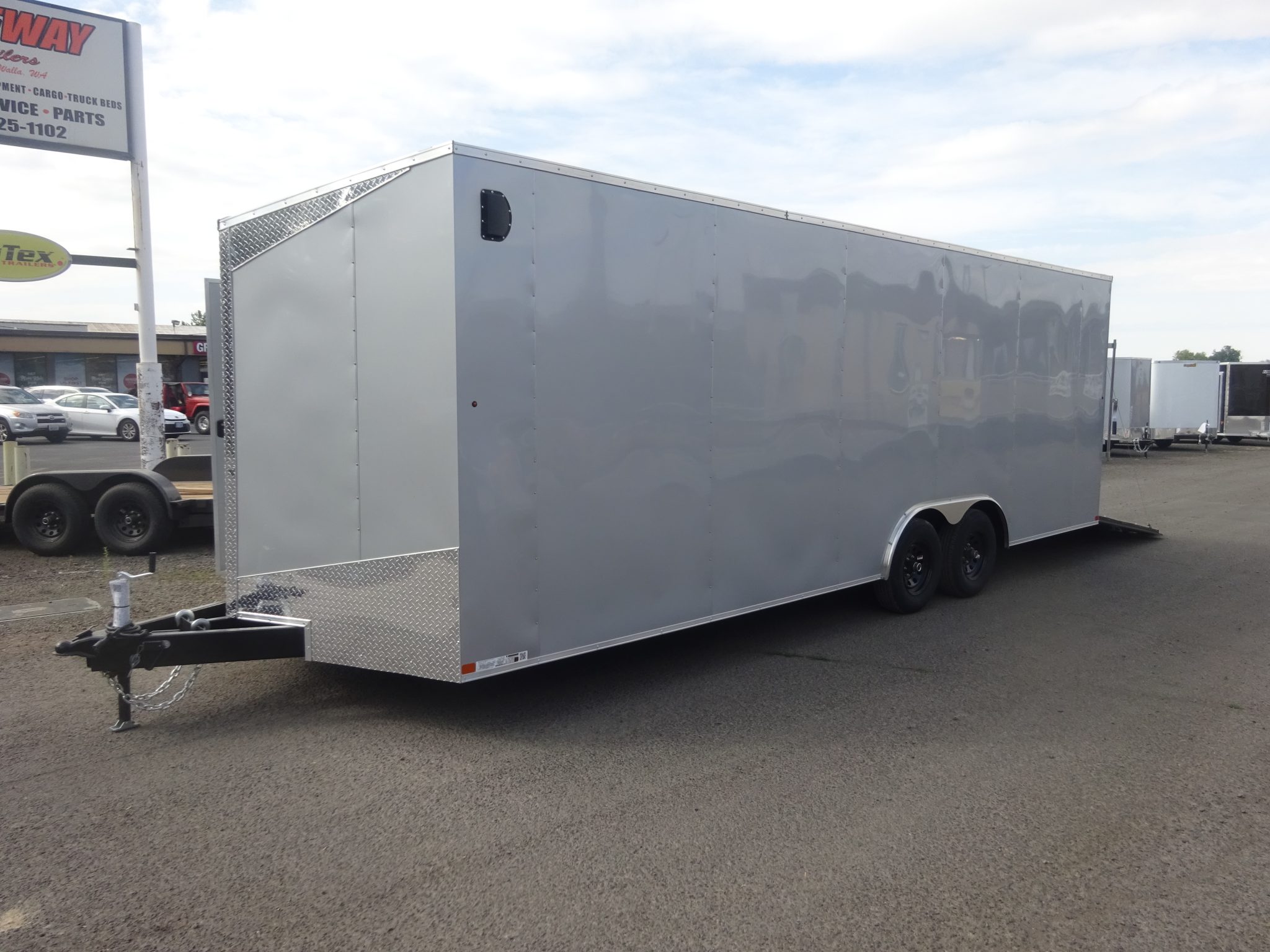 2026 Carry-On 8.5'x24' Trail Marshal Enclosed Trailer *** GVWR 9,990 LBS *** - Image 2