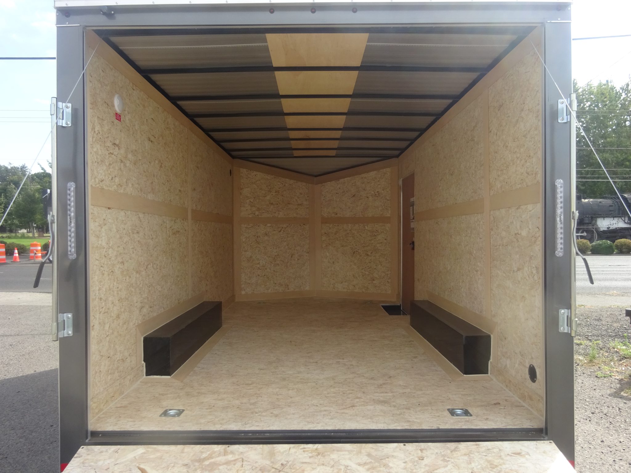 2026 Carry-On 8.5’x16′ Trail Marshal Enclosed Trailer *** GVWR 7,000 LBS *** - Image 6