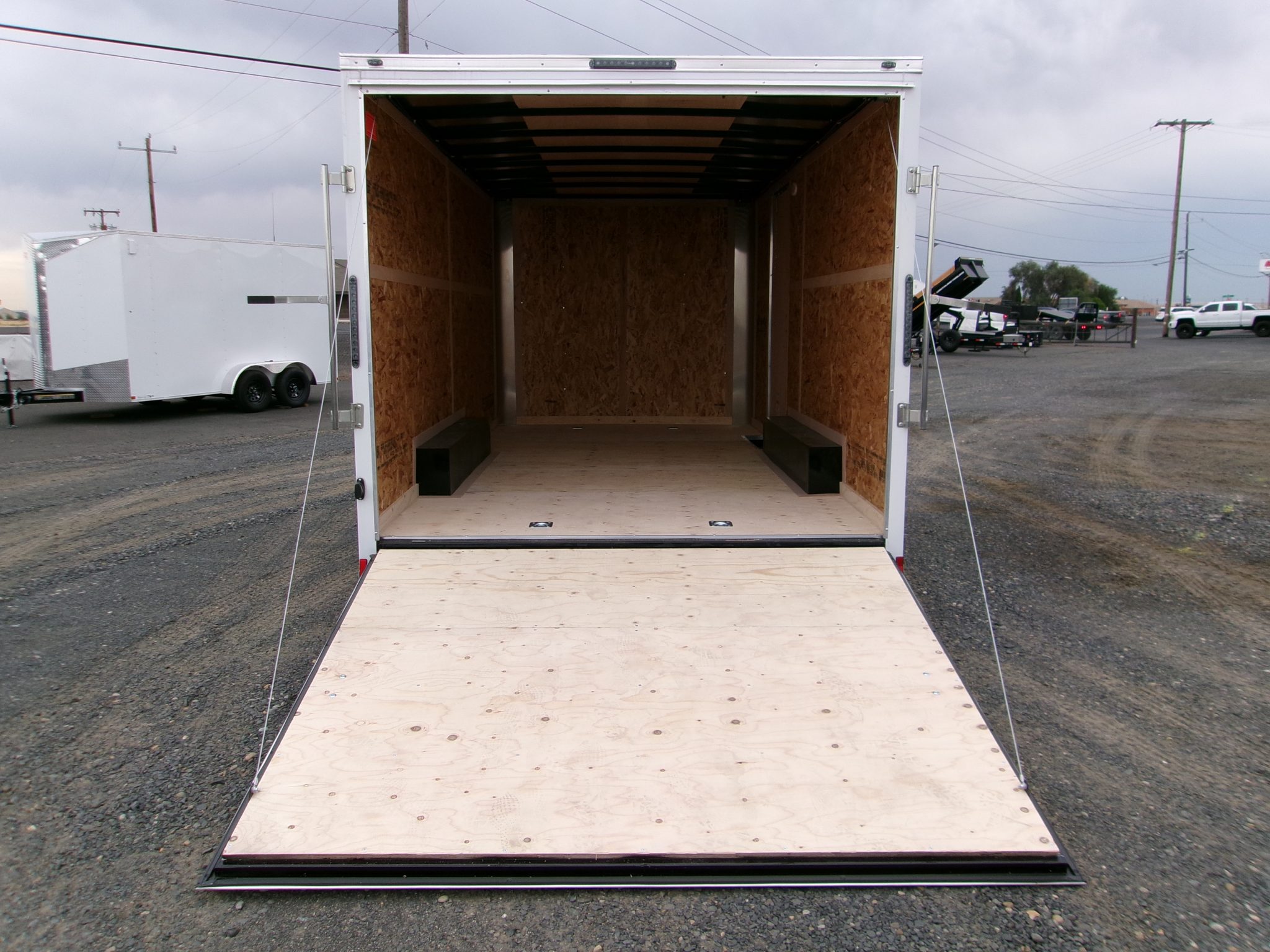 2027 8.5'x16' 7K Cargo King >gvwr:7,000lbs!< - Image 8