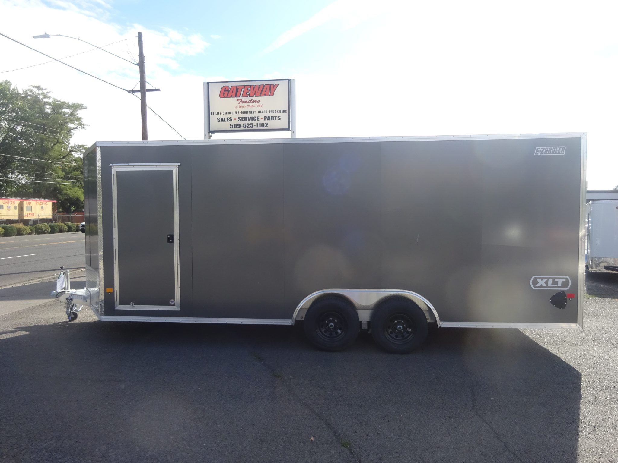 2026 EZ-Hauler 8.5'x20' Enclosed Trailer *** ALL ALUMINUM FRAME ***