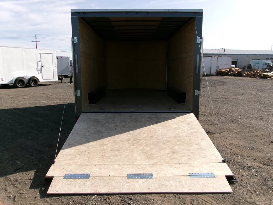 2026 8.5'x16' 7K Commander ! Payload: 3,874lbs - Image 7
