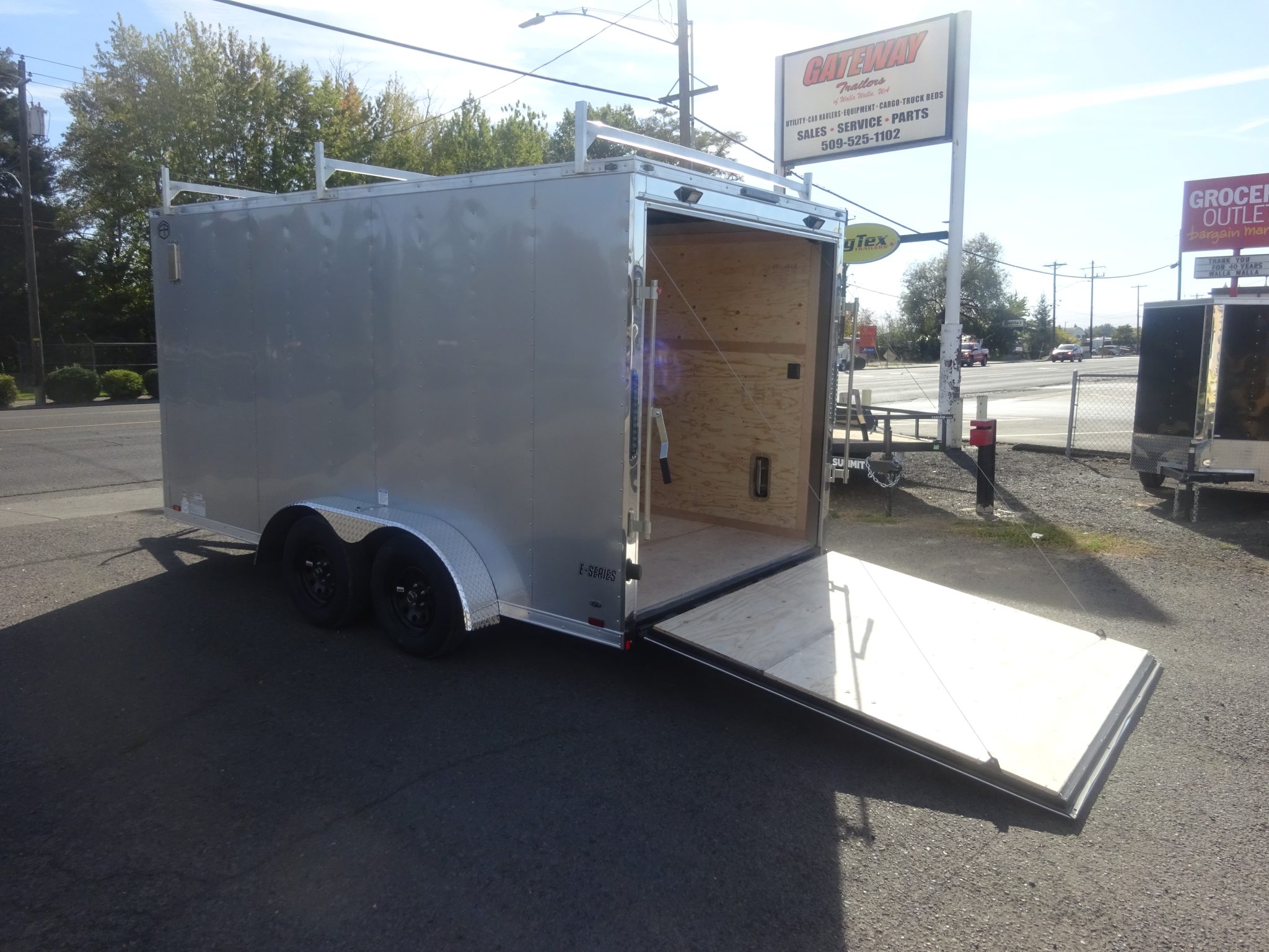 2027 7K Enclosed Cargo Trailer photo 7